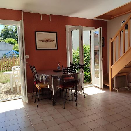 gite abritel Orsay Exterior foto