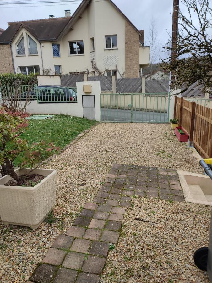 gite abritel Orsay Exterior foto