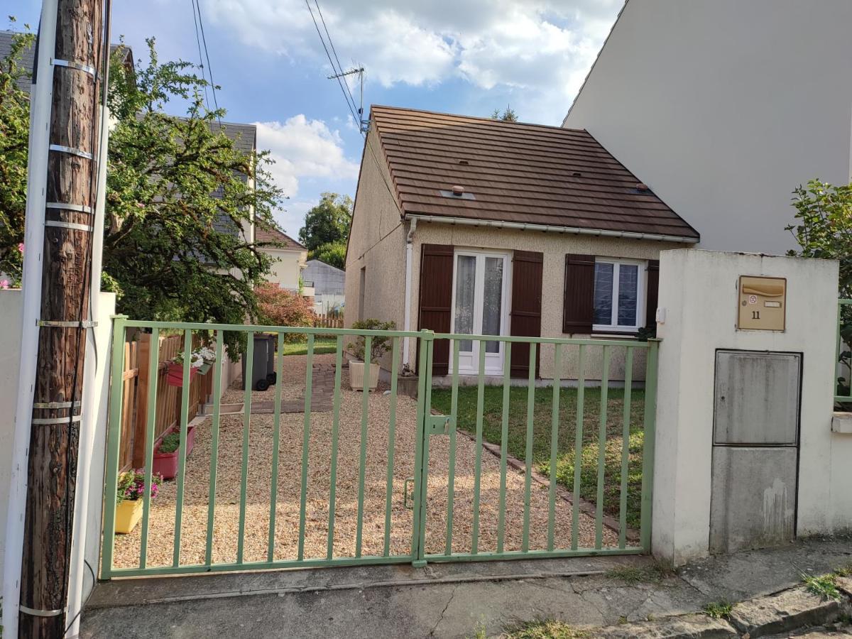 gite abritel Orsay Exterior foto